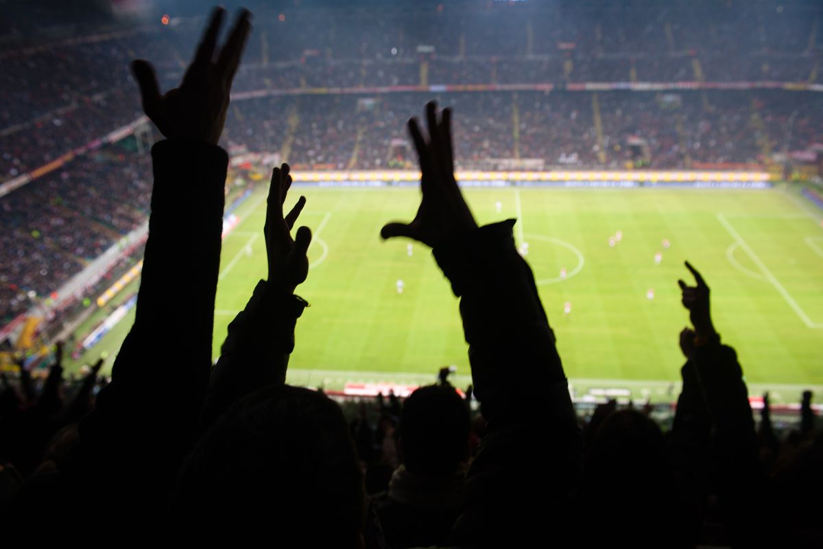 Tifosi allo stadio partita di calcio