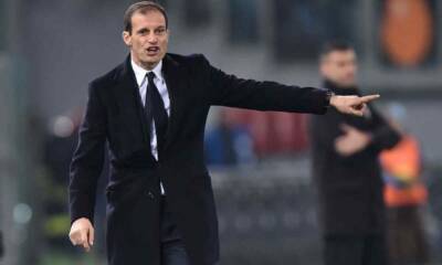 Allegri dà indicazioni alla sua squadra
