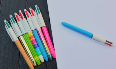 Dettaglio delle penne colorate Bic 4 Colours.