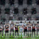 Il Milan durante il minuto di silenzio a San Siro prima della gara contro il Monza