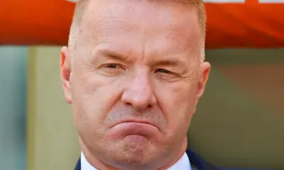 Igli Tare primo piano sguardo disgustato