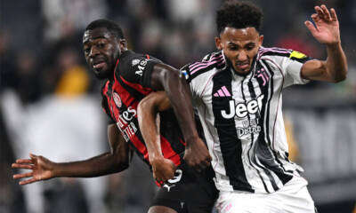 Contrasto tra Fofana e Kelly nella partita Juventus-Milan allo Juventus Stadium
